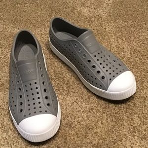 Grey native kid shoes